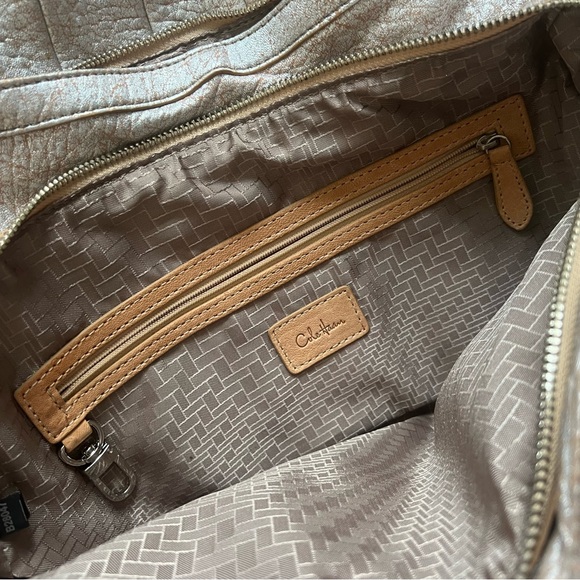 Cole Haan Metallic Beige Leather Pleated Hobo Purse Tassel - Picture 10 of 16